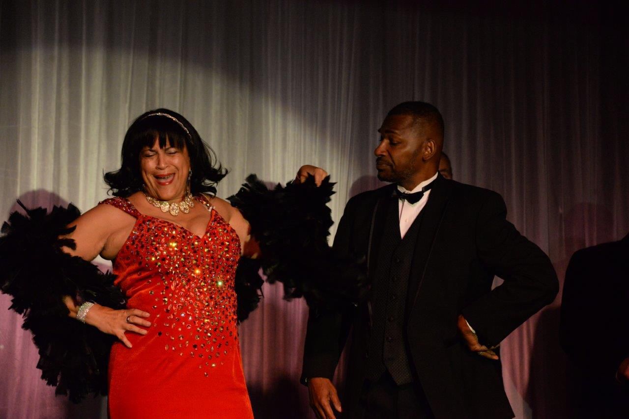 Christie Vellella, Ronnie Jones
